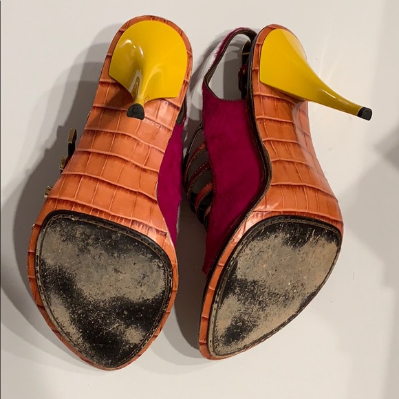 Genuine Louis Vuitton Buckle Heels size 37 - Picture 3 of 4